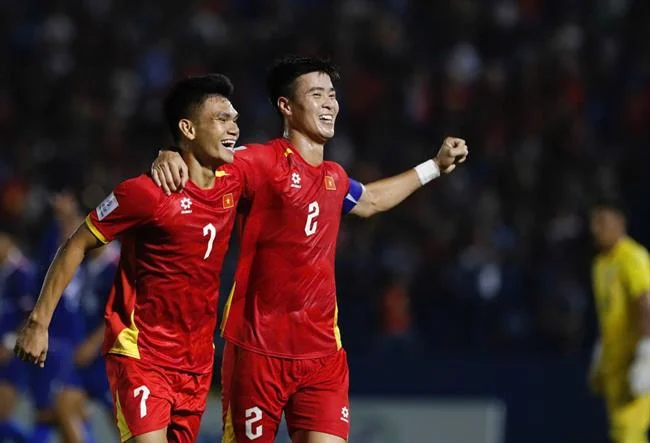 Biểu tượng bảo mật và hỗ trợ khách hàng, lý do chọn 7clubs cổng game